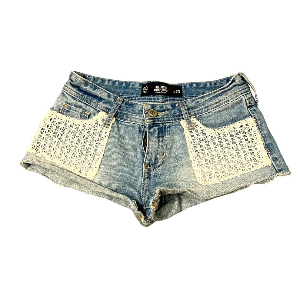 Hollister Jean shorts with white lace